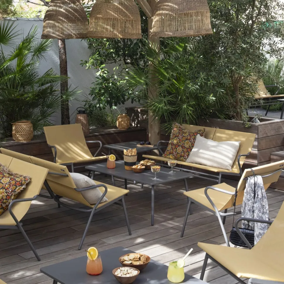 Ensemble table basse et 2 banquettes Jaune Safran - LAFUMA