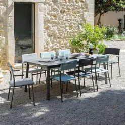 Table extensible HPL pour l'extérieur 8 à 10 personnes - Oron - LAFUMA